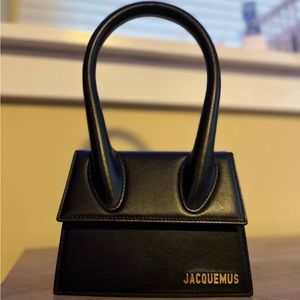 Le chiquito moyen leather shoulder bag